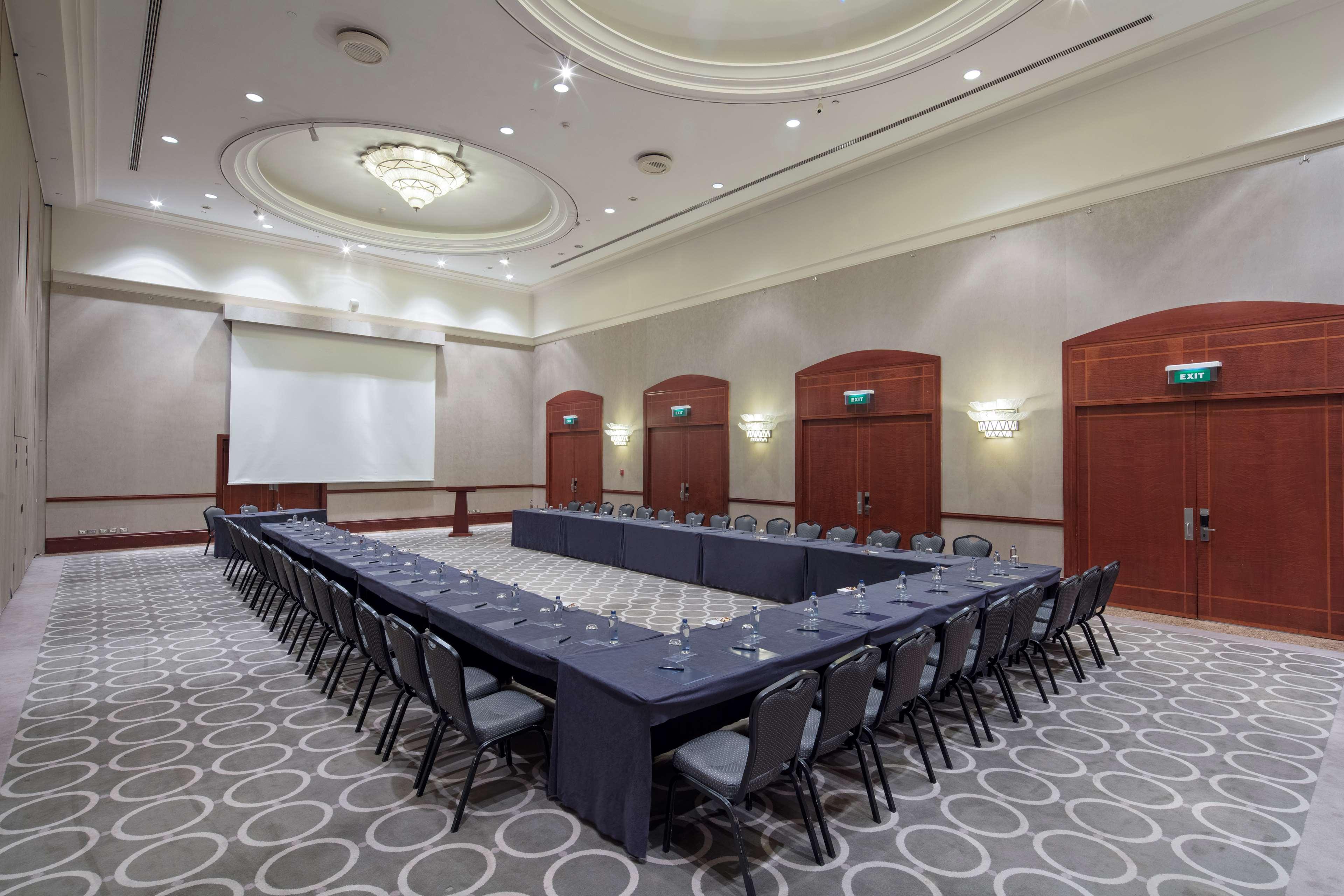 Adana Hiltonsa Hotel Ngoại thất bức ảnh