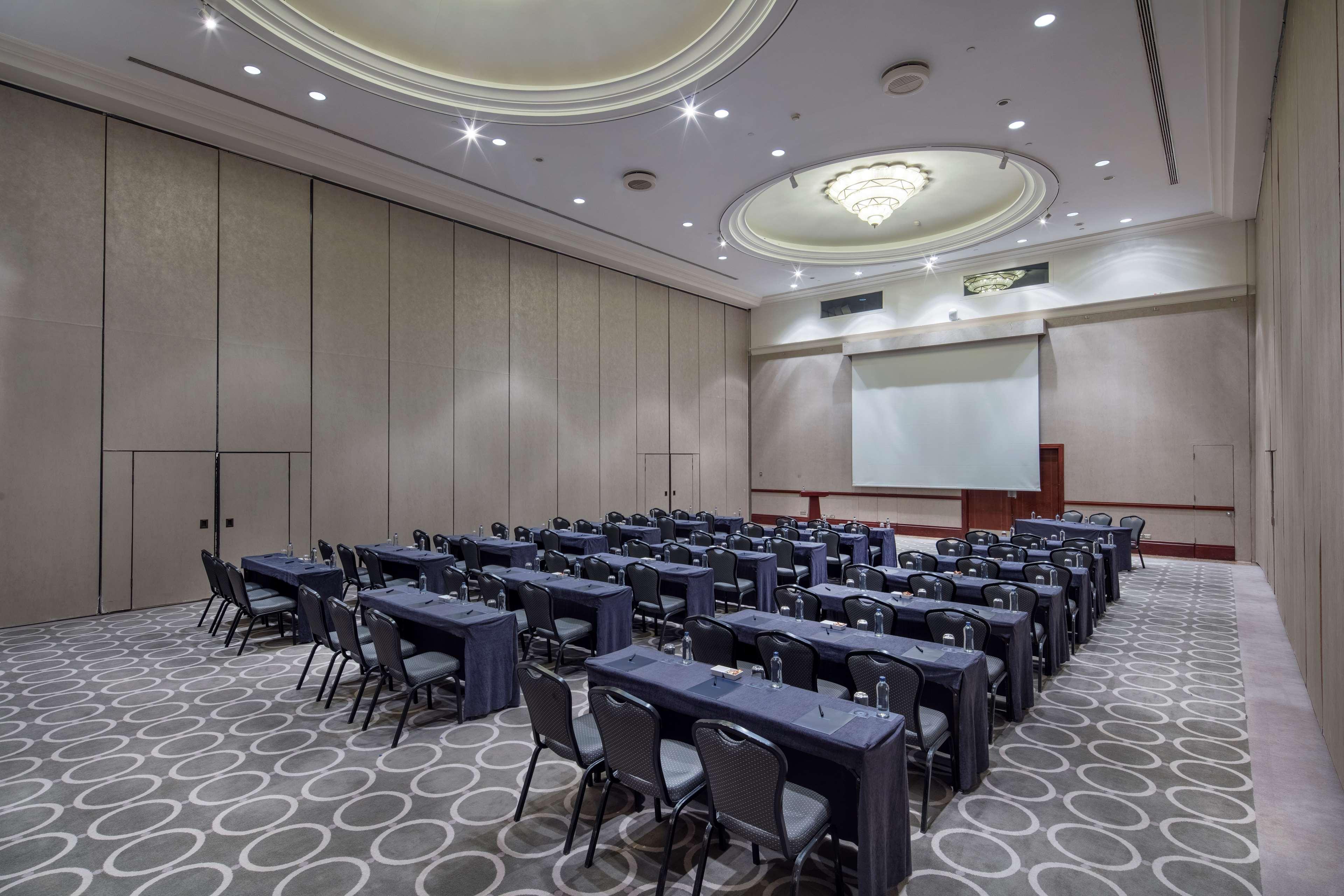 Adana Hiltonsa Hotel Ngoại thất bức ảnh
