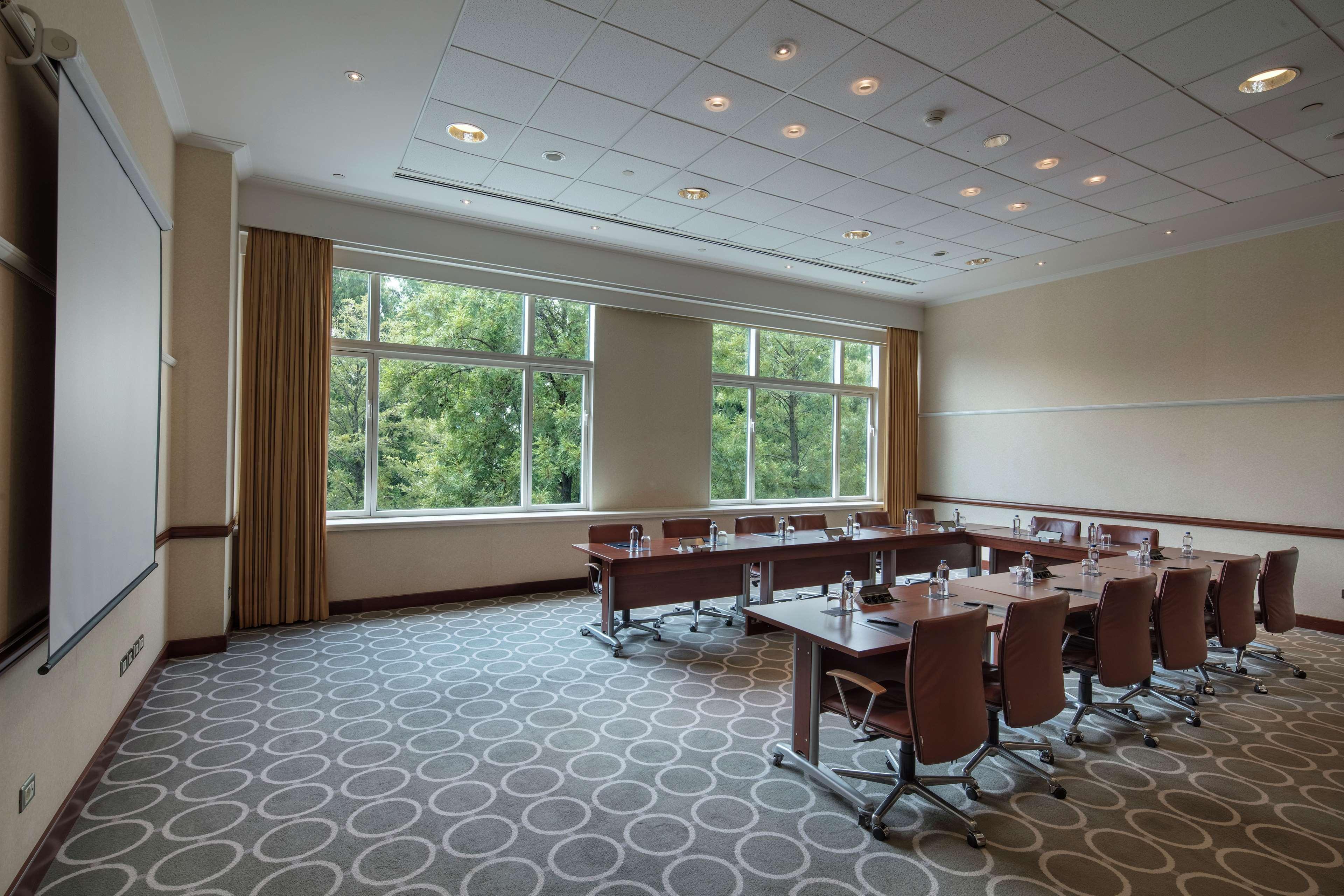 Adana Hiltonsa Hotel Ngoại thất bức ảnh